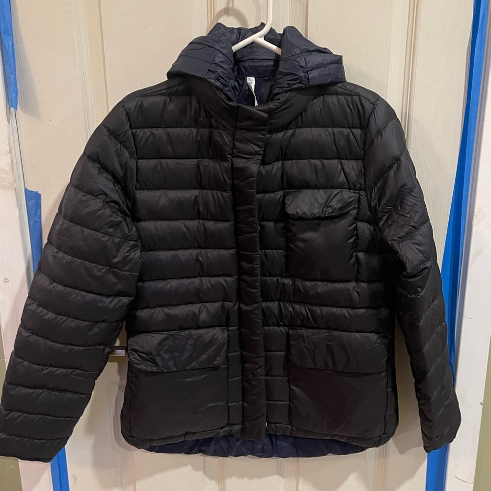 Athleta down puffer hooded jacket - size Medium- womens